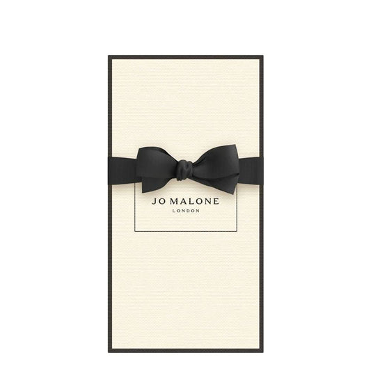 Wild Bluebell Cologne Eau De Cologne Jo Malone London Wild Bluebell is a charming and enchanting Eau de Cologne that evokes the delicate beauty of a sunlit woodland glade. The fragrance captures the essence of blooming bluebells in a refreshing and playfu