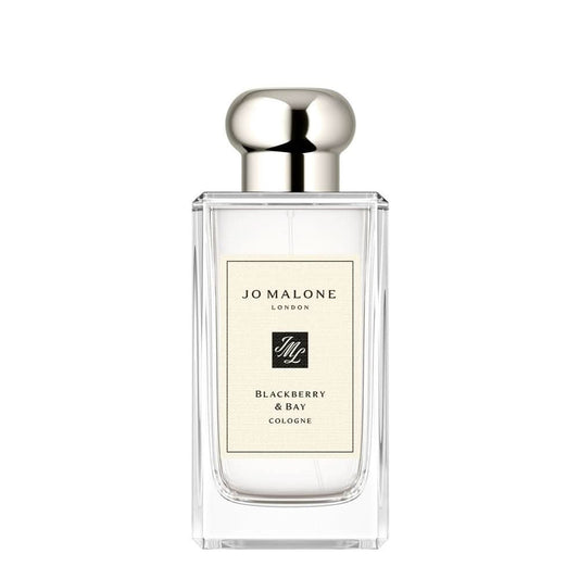 Blackberry & Bay Cologne Eau De Cologne Jo Malone London Blackberry & Bay is a captivating Eau de Cologne that embodies the essence of a sunlit walk through a lush orchard, capturing the invigorating freshness of ripe blackberries and the vibrant greenery