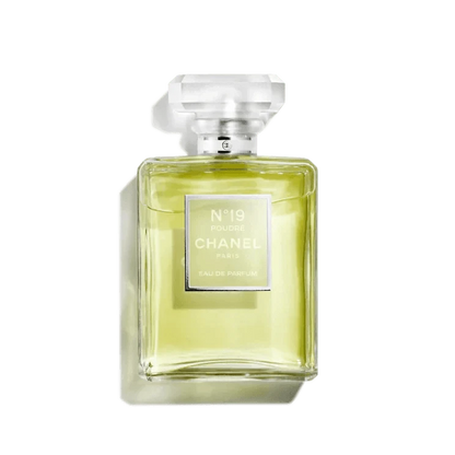 N°19 Eau De Parfum Chanel N°19 Eau De Parfum Fragrance DescriptionChanel N°19 is a remarkable creation by the legendary Gabrielle Chanel, released as her final fragrance. This scent is a tribute to the day of her birth, August 19, 1883. Despite initial sk