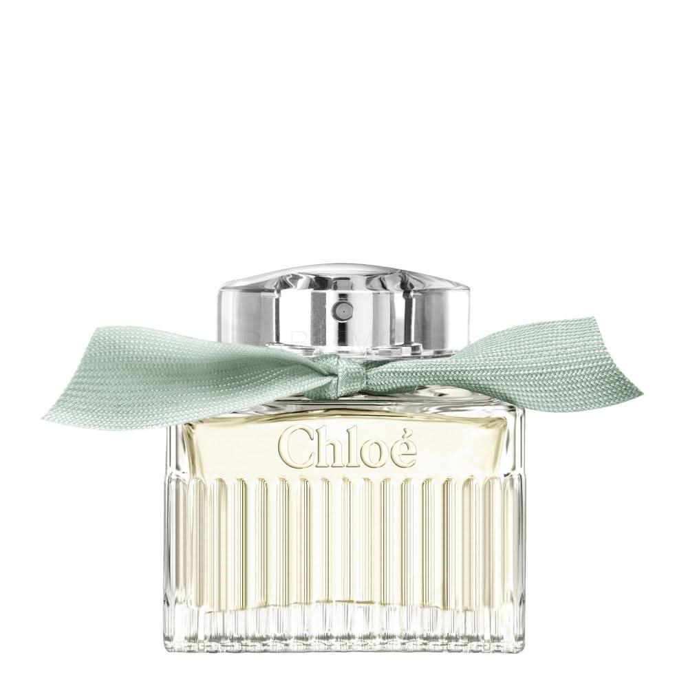 Naturelle Eau De Parfum Chloé Naturelle Eau De Parfum Fragrance DescriptionChloé Naturelle Eau De Parfum is a charming women's fragrance that stands out with its distinctive ribbed bottle design, adorned with a lovely ribbon. This scent invites you to exp