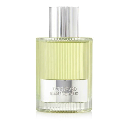 Beau De Jour Eau De Parfum Tom Ford Beau De Jour Eau De Parfum is a refined and sophisticated fragrance that captures the essence of classic masculine elegance. This scent is an homage to the modern gentleman, blending traditional elements with a fresh, c
